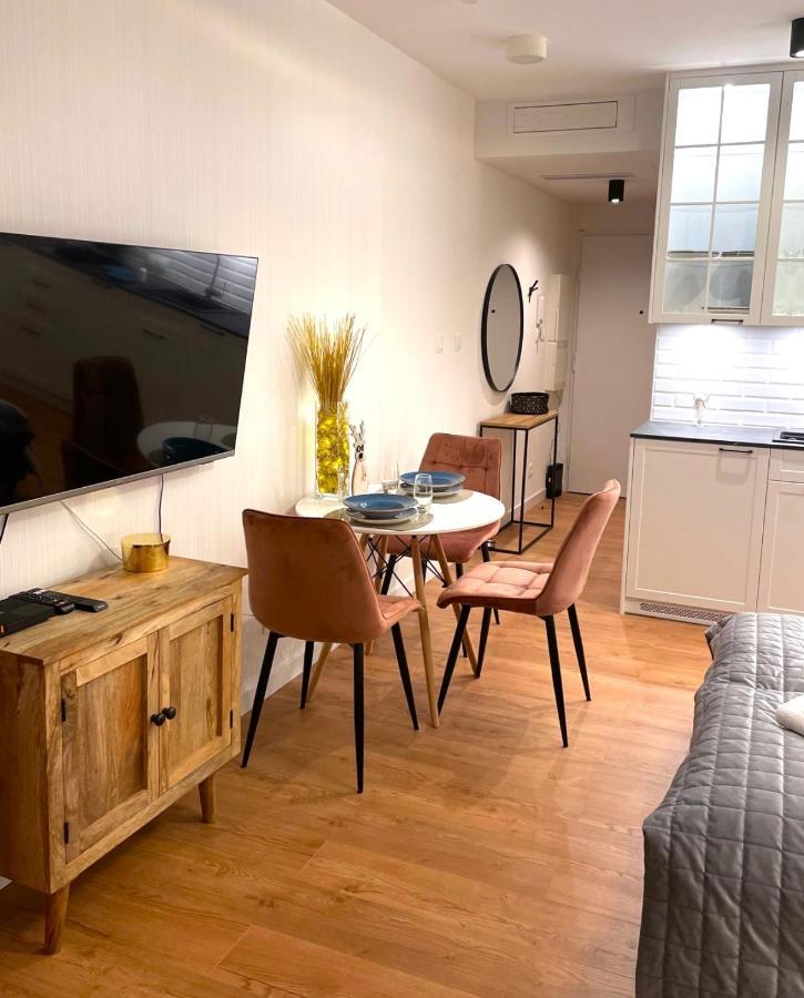 Rozowa Fala - Pinea Apartment *