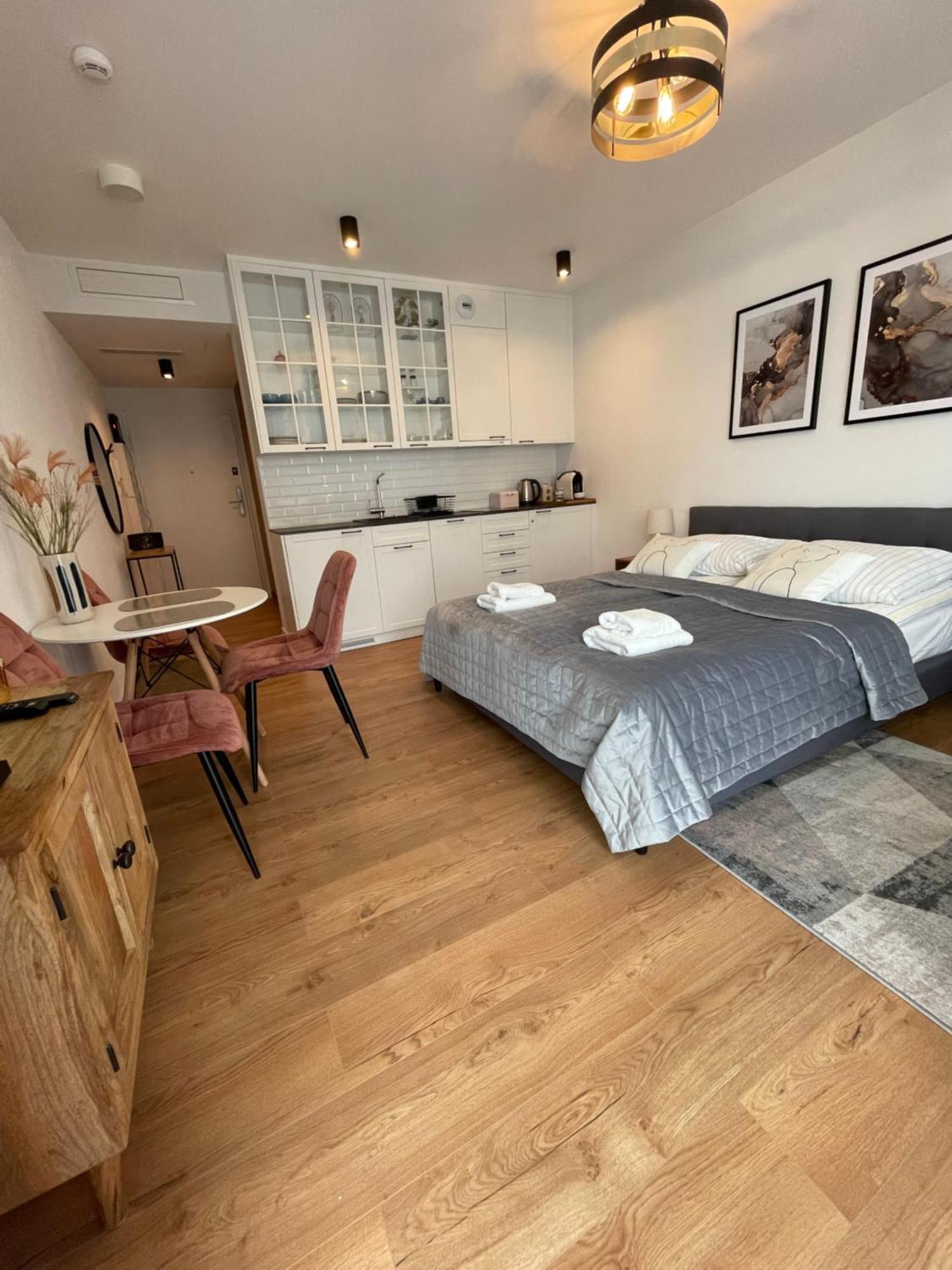 Apartment Rozowa Fala - Pinea *